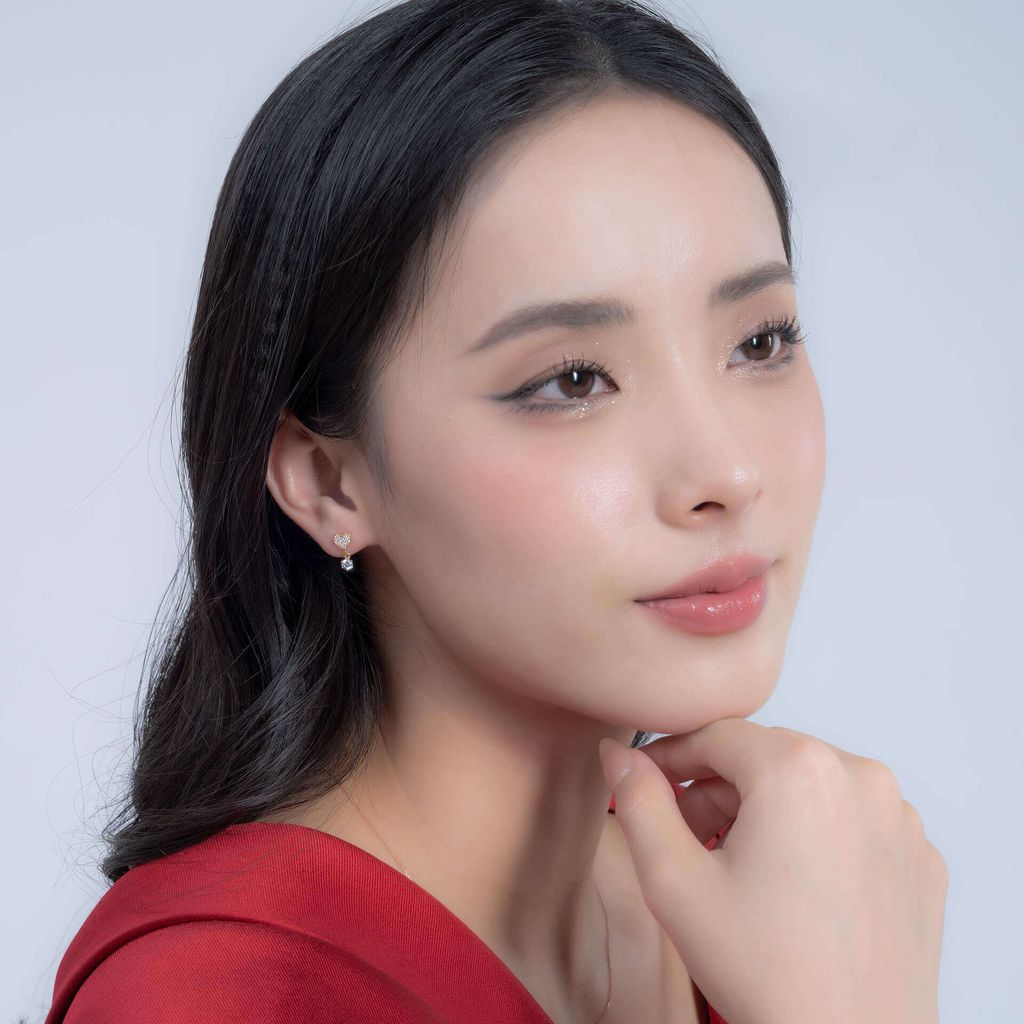 Hoa tai vàng vàng 14K gắn đá CZ DOJI AFEK000682F1CZ1