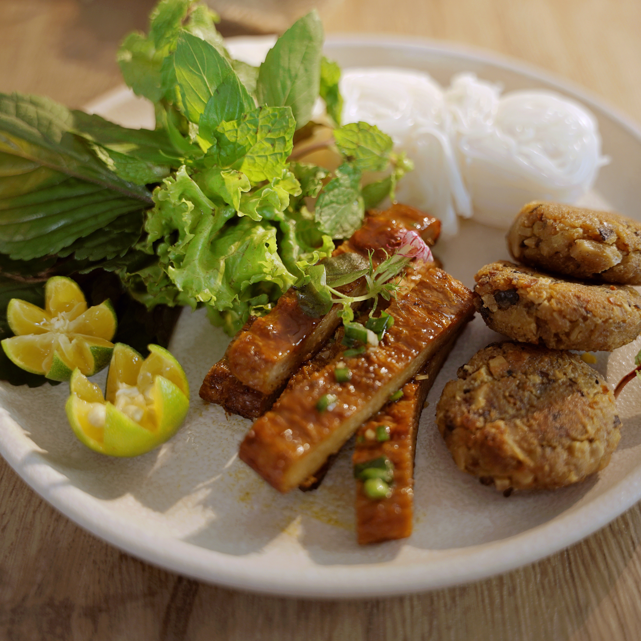 Mẹt Bún Chả Hà Nội