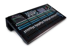 Bàn Mixer Allen & Heath QU32