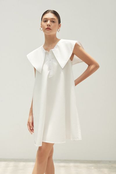  White Puritan Collar Dress 