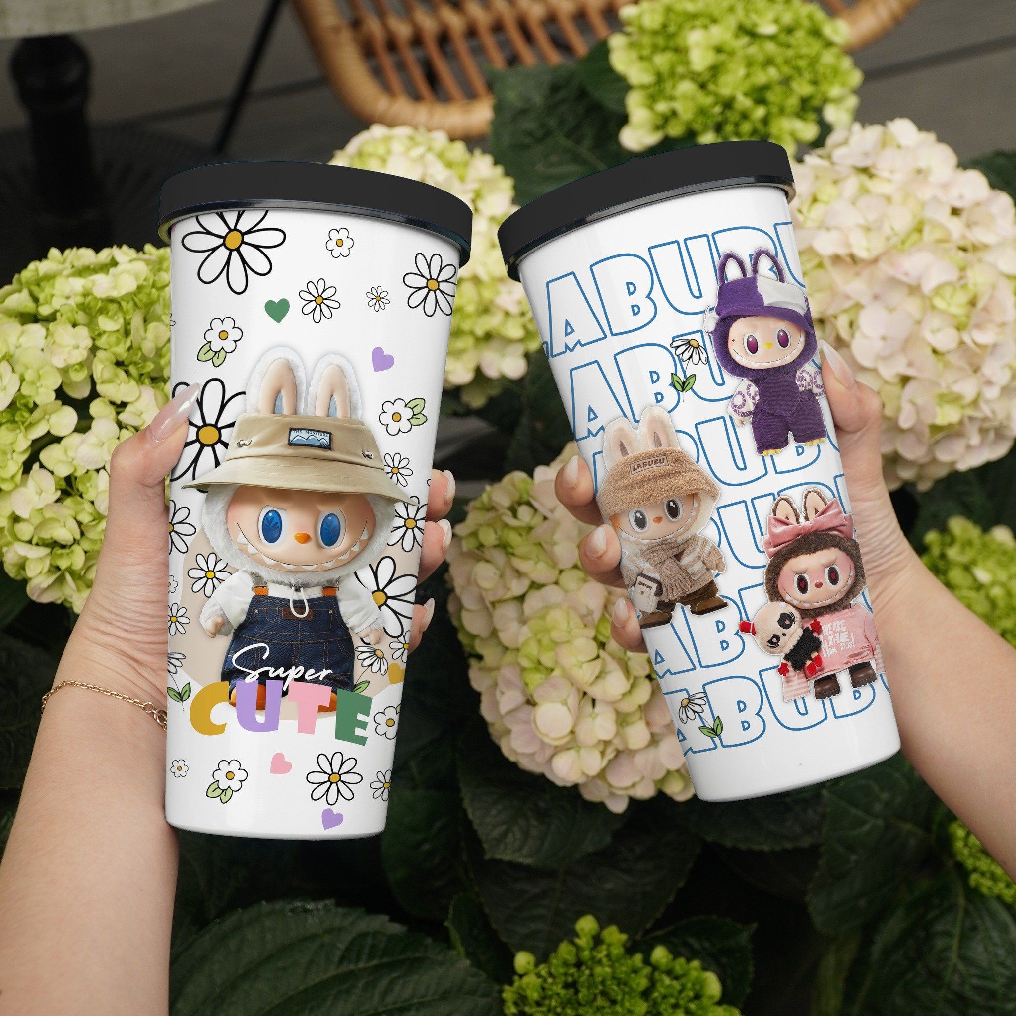 Labubu Super Cute Go Drink Movie Ly giữ nhiệt 740ml In Tên, Hình Ảnh Theo Yêu Cầu