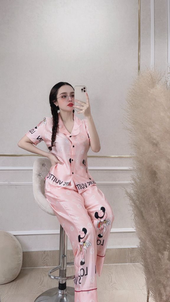 Đồ Bộ Mặc Nhà NhiStore Pyjama Dài Thời Trang Nữ Giá Rẻ Áo Cài Nút Tay Ngắn Sale Quần Dài Lưng Thun Co Dãn Dễ Mặc 50kg