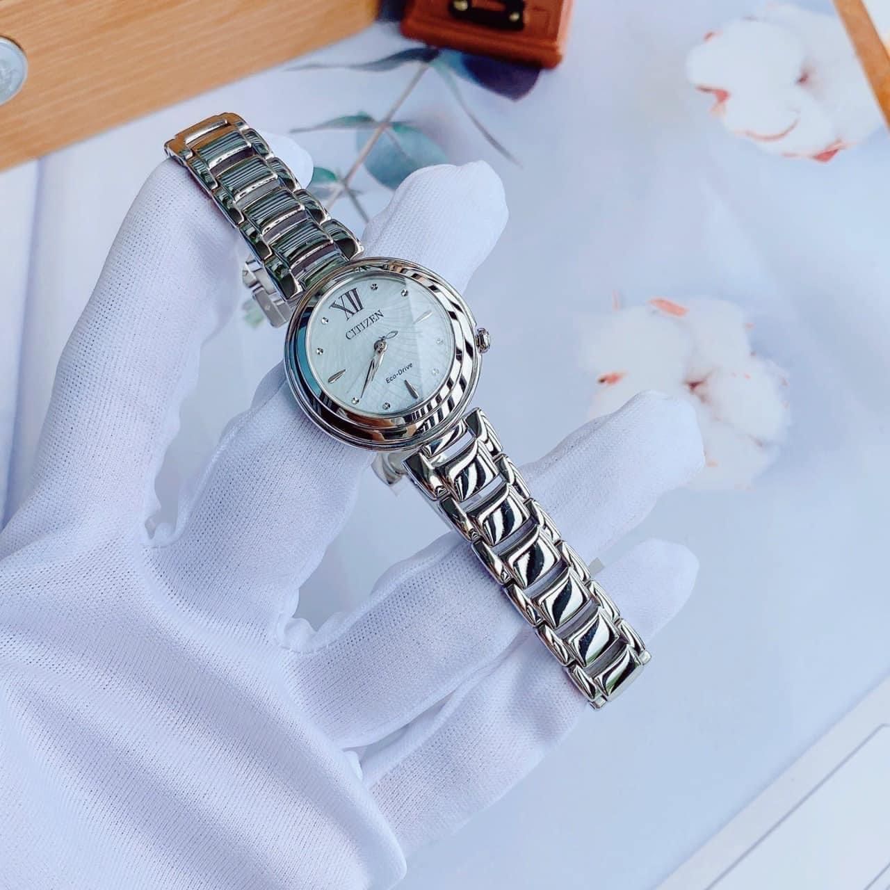  Đồng hồ Nữ Citizen Eco-Drive Diamond EM0330-55D 33mm 