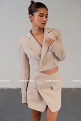 Áo blazer nữ Wendy Blazer SMI012 dài tay dáng ngắn, chất liệu dày dặn, có độn vai - Uni By Heart