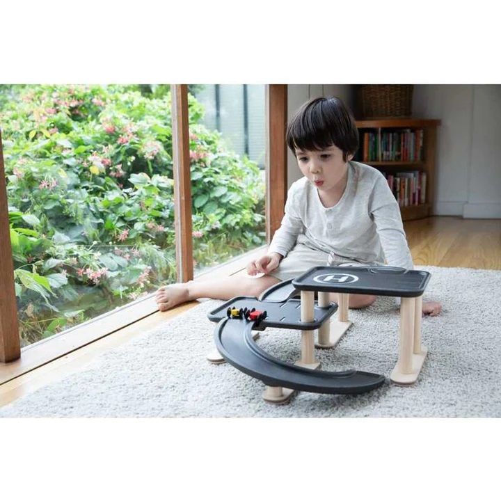 Race N Play nhà để xe bằng gỗ