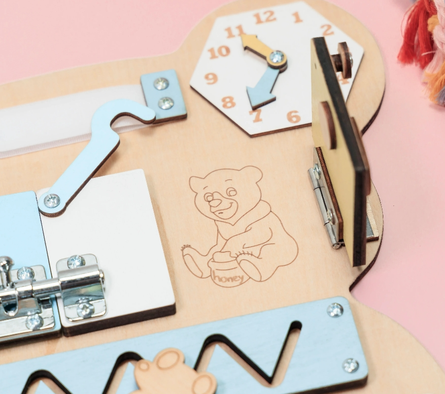 Busy board - Bear - Size M
