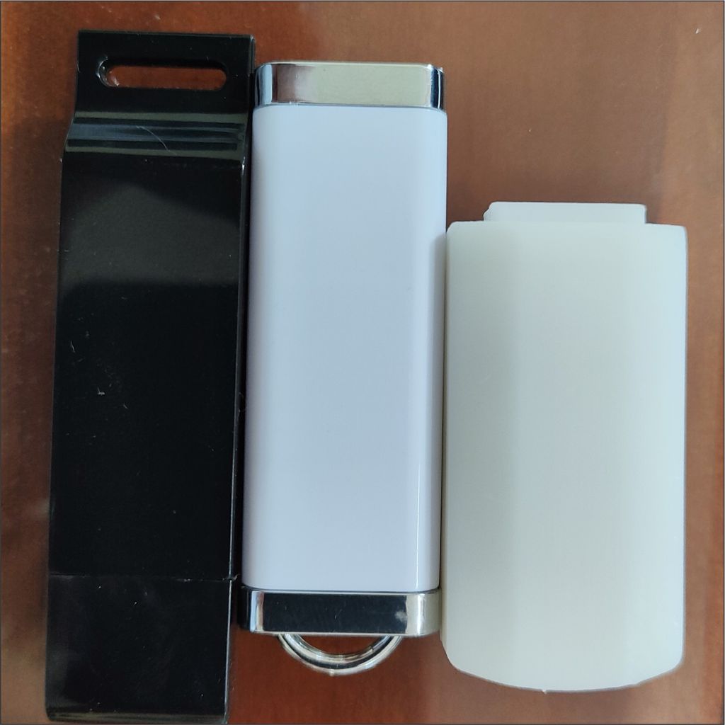  Khuôn sản xuất vỏ USB bằng nhựa theo yêu cầu 