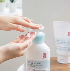 Sữa Dưỡng Thể Mềm Mịn Da, Dịu Nhẹ Cho Da Nhạy Cảm ILLIYOON Ceramide Ato Lotion 350ml