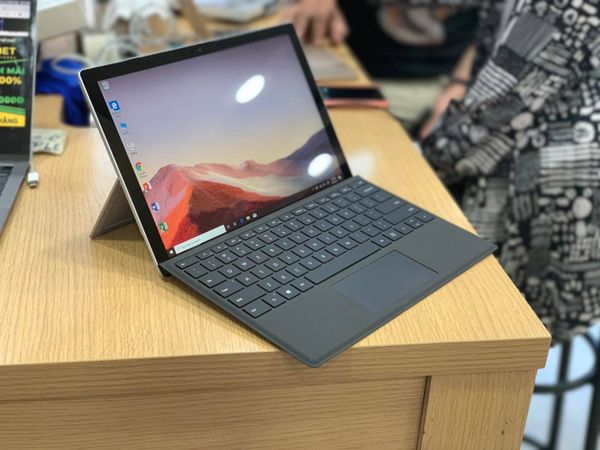 Surface Pro 5 - 128