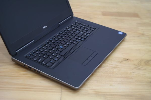 Dell Precision M 7710