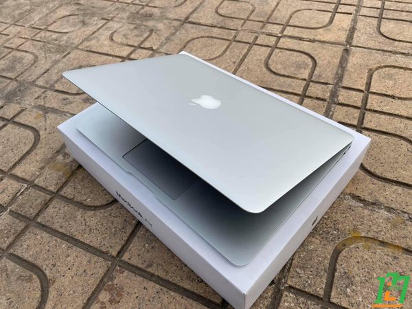 Macbook Air  2016