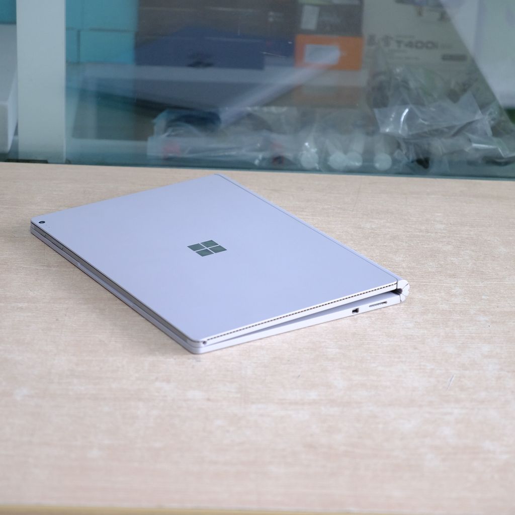 Surface Book 1