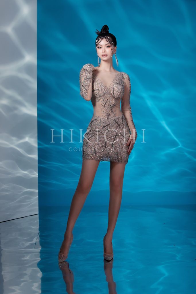 ĐẦM BODY NUDE SEQUIN ĐÍNH ĐÁ VÀ CƯỜM PHA LÊ