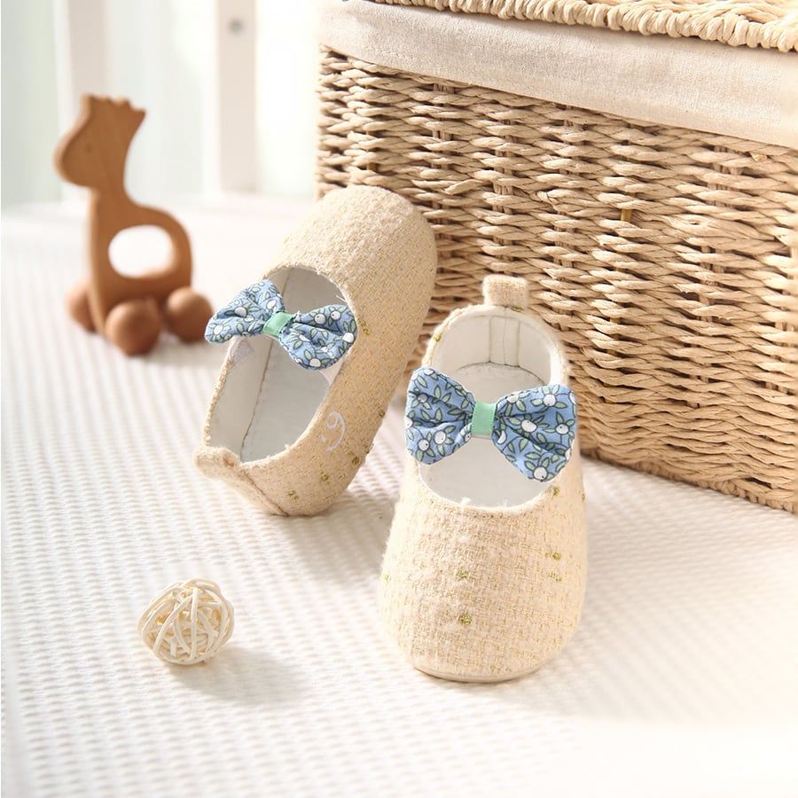 Giày tập đi bé gái chất liệu satin, quai có nơ, đế trống trượt – ảnh 3