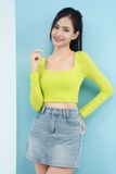 Áo thun cổ vuông LIZARD dài tay crop top nữ 2SS23T022