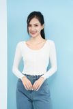 Áo thun rayon nữ LIZARD crop top tay dài cổ tròn 2SS23T018