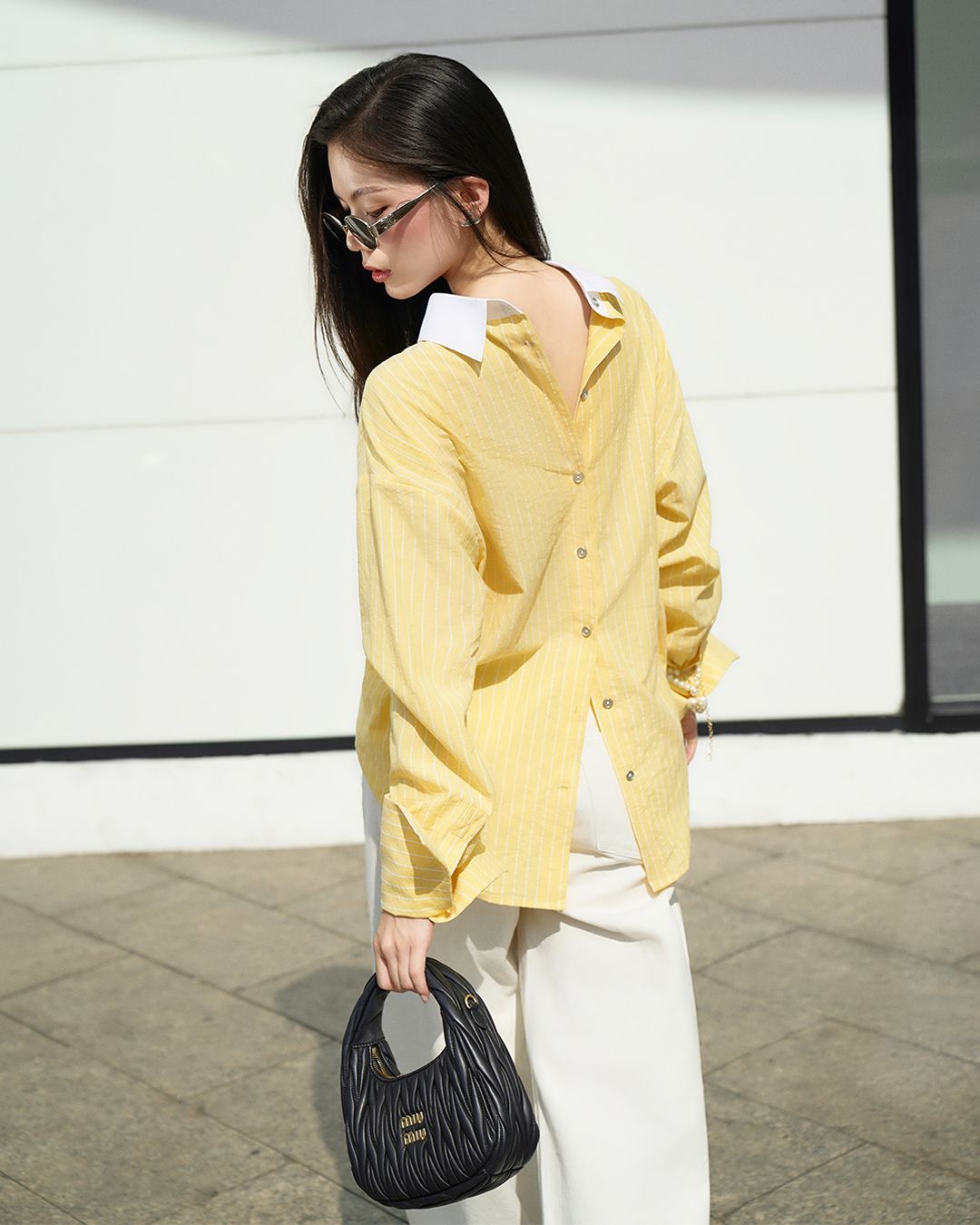ÁO SƠ MI TAY DÀI TÚI THÊU NƠ K CLOSET A3009