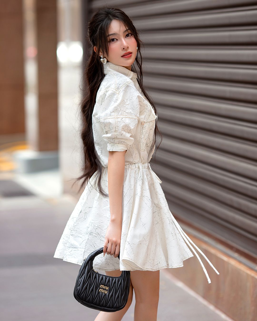 ĐẦM MINI DÁNG XÒE RÚT EO K CLOSET D2010
