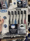  Set Bàn Chải Đánh Răng Than Mềm Oral-B Charcoal Toothbrush Soft NỘI ĐỊA MỸ 