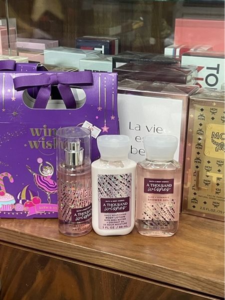 set 3 món BBW sữa tắm + kem dưỡng body + xịt thơm body winter wishes