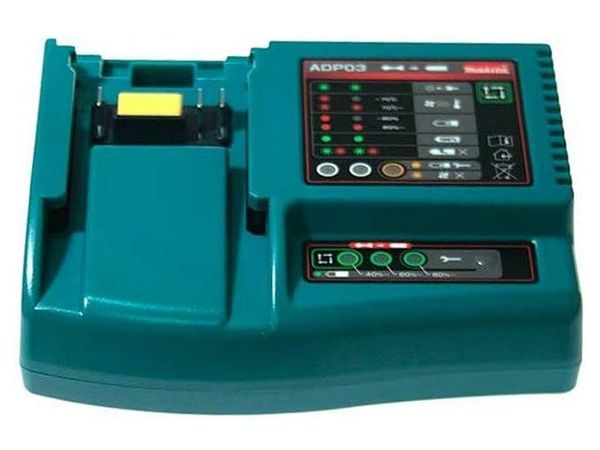 Bộ xả pin tự động Makita ADP03 193682-6