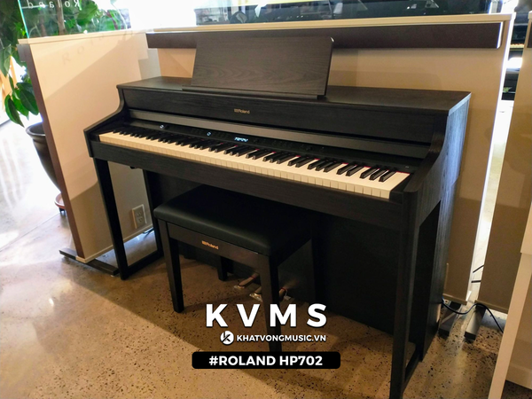 Roland HP702 tại piano điện quận 9