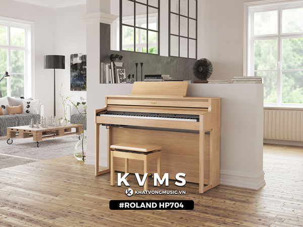 Roland HP704 tại piano điện quận 9