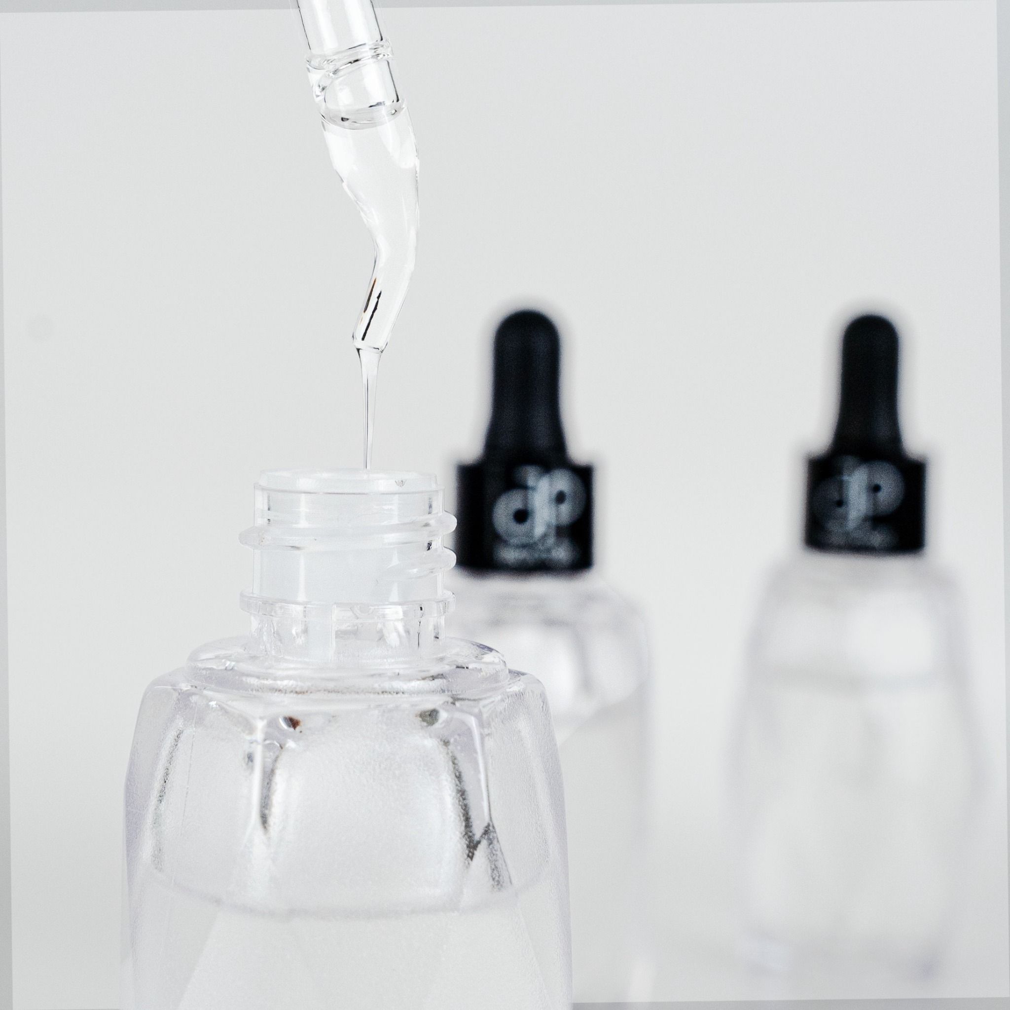 Serum vitamin B5 phục hồi da nhiễm corticoid