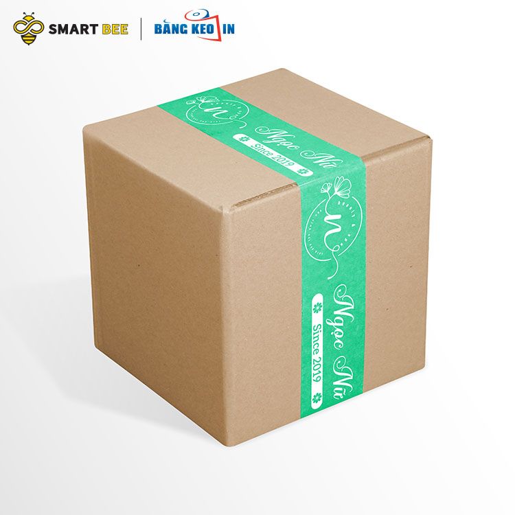 Băng Keo In Xanh Lá Cây nền Đỏ 48mmx72met - Giải Pháp Đóng Gói Mỹ Phẩm Xách Tay Tốt Nhất!
