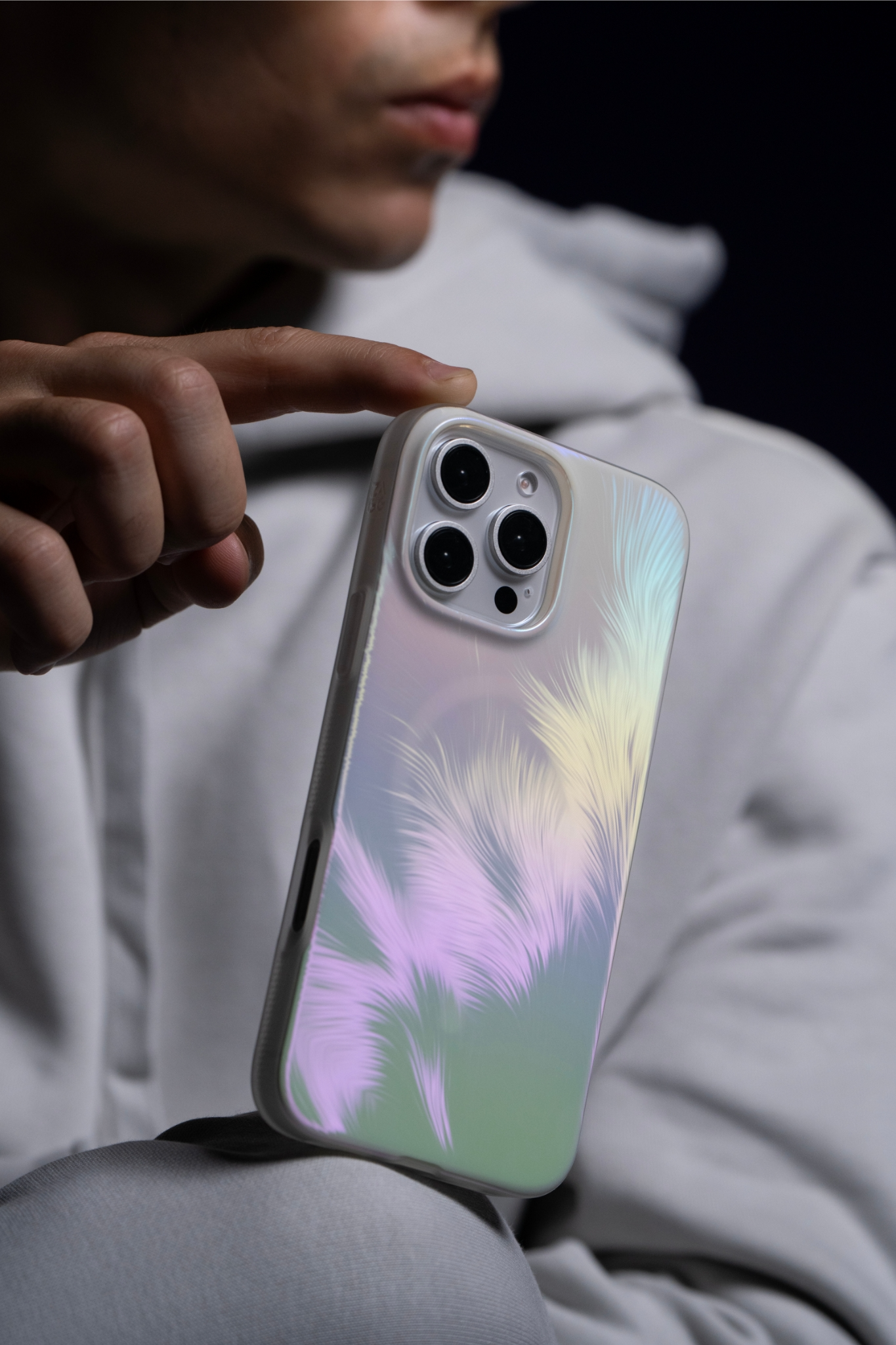 Ốp lưng ZAGG Milan Snap cho iPhone 16 ProMax