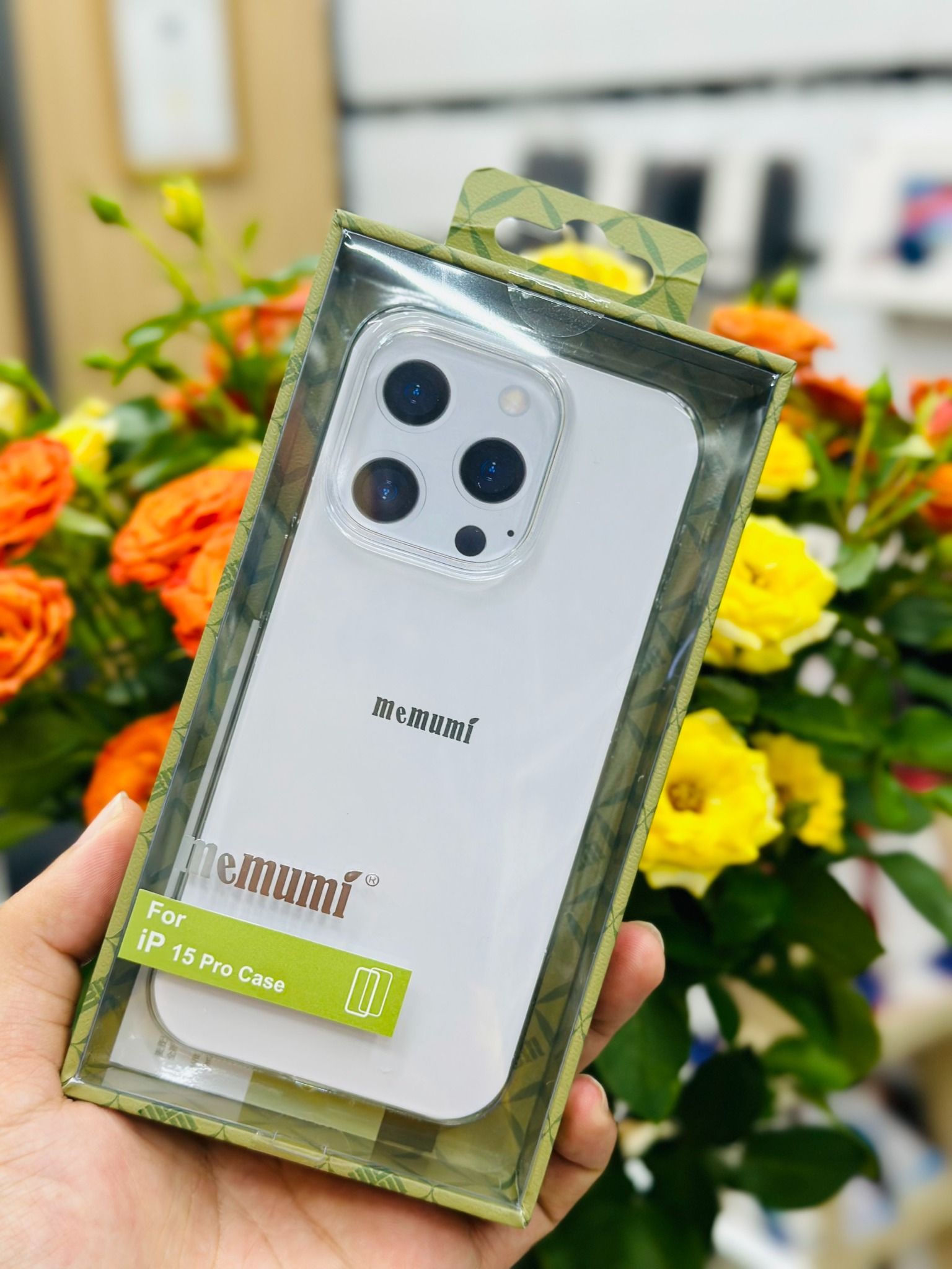 Ốp Memumi Slim cứng trong suốt iPhone 15 ProMax