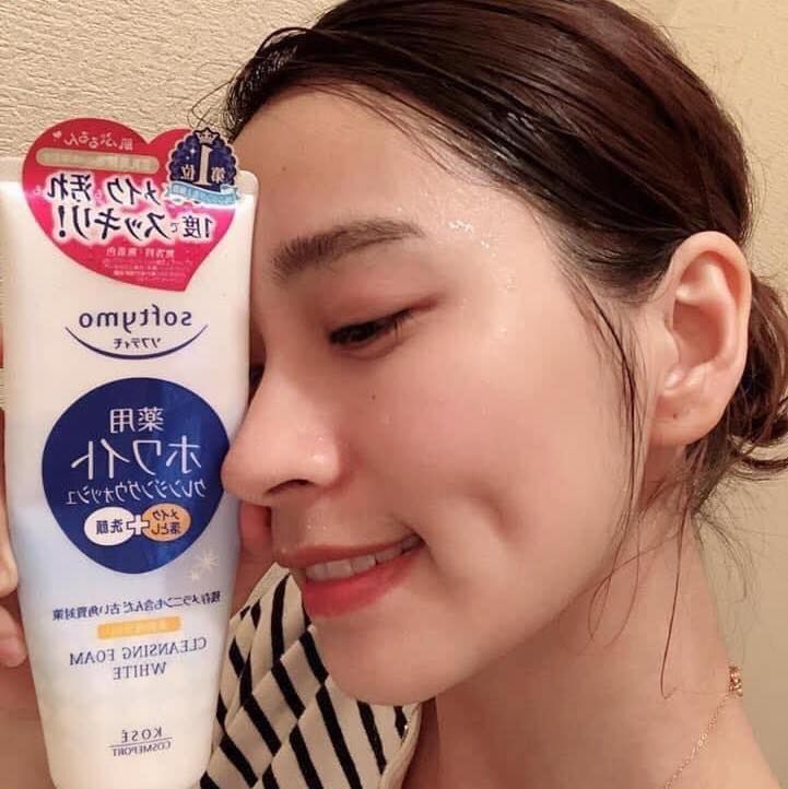 Sữa Rửa Mặt Kose Softymo 190g (Hàng Nhập Khẩu)