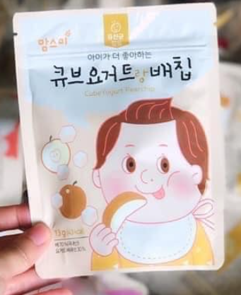 Sữa chua khô mix hoa quả sấy Momsmi