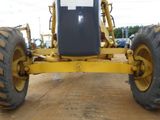  Xe san gạt Komatsu KOMATSU GD405A-3E0 