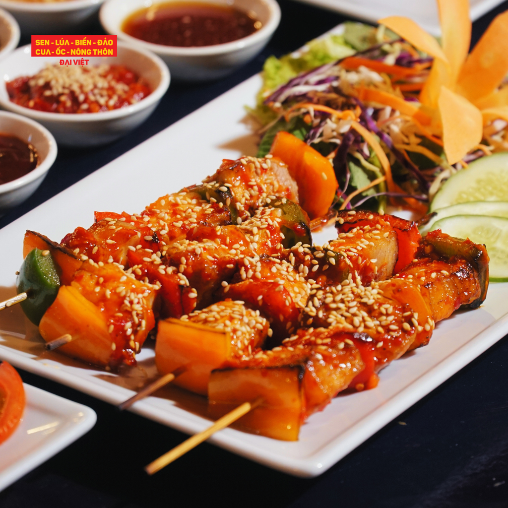 Pork Belly Skewers (4 Skewers) - Xiên ba rọi heo (4 xiên)