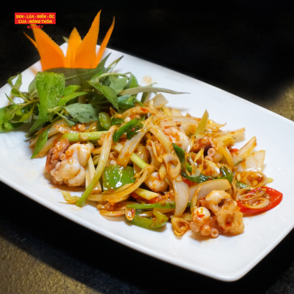 Stir-fried Octopus With Shacha Sauce - Bạch Tuộc Xào Sa Tế (Giá tính theo phần 300 gram)