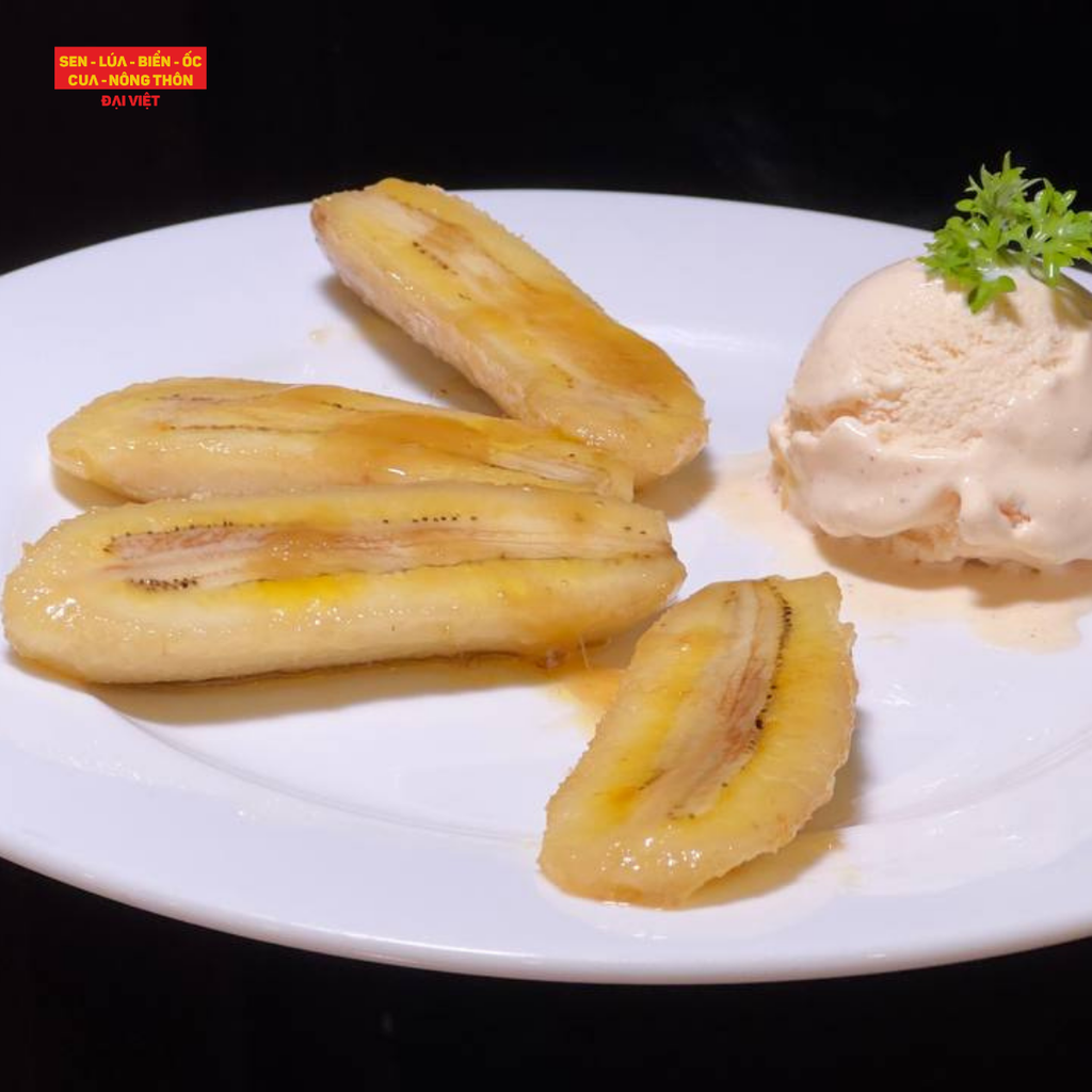 Banana Flameree With Ice Cream