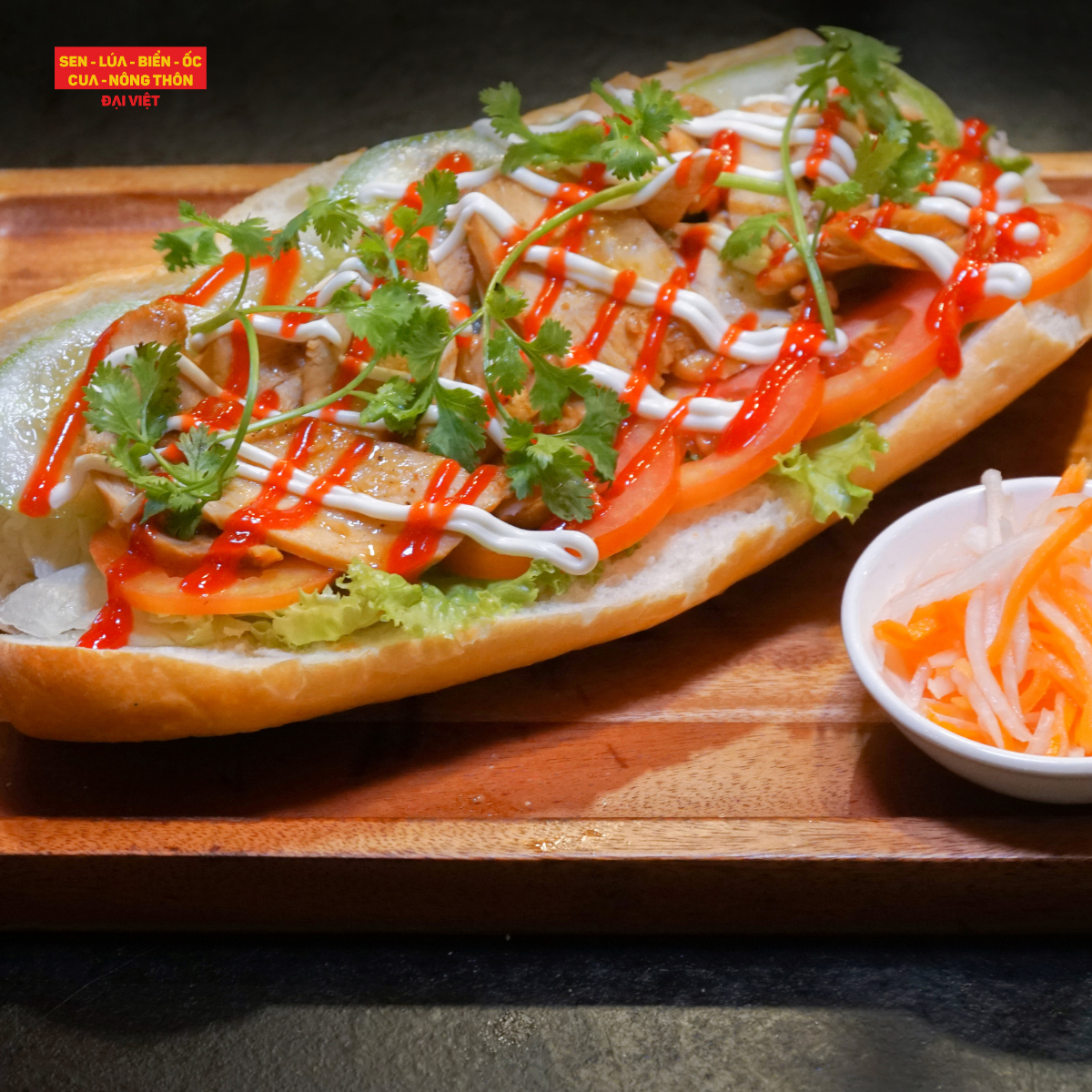 Chicken Banh Mi - Bánh Mì Gà