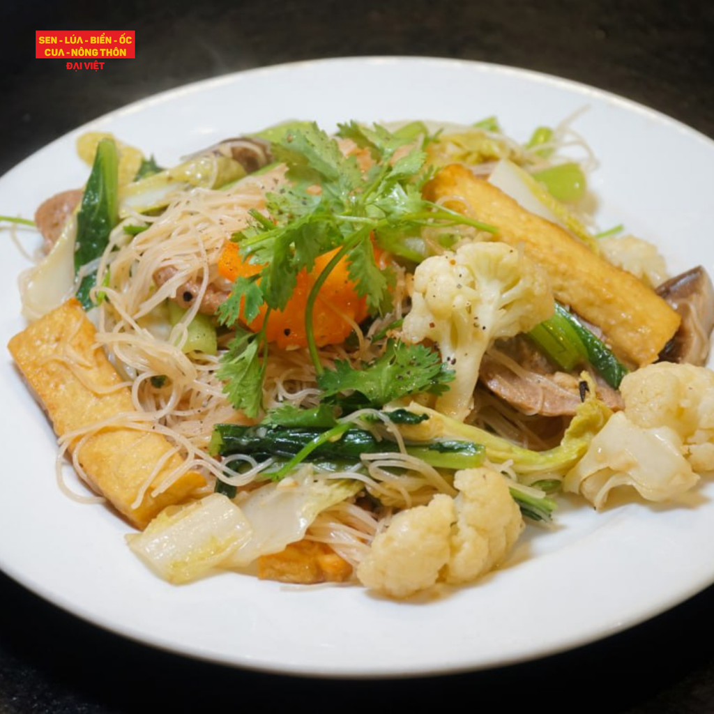 Stir-fried Noodles With Tofu And Vegetables - Bún Gạo Xào Chay