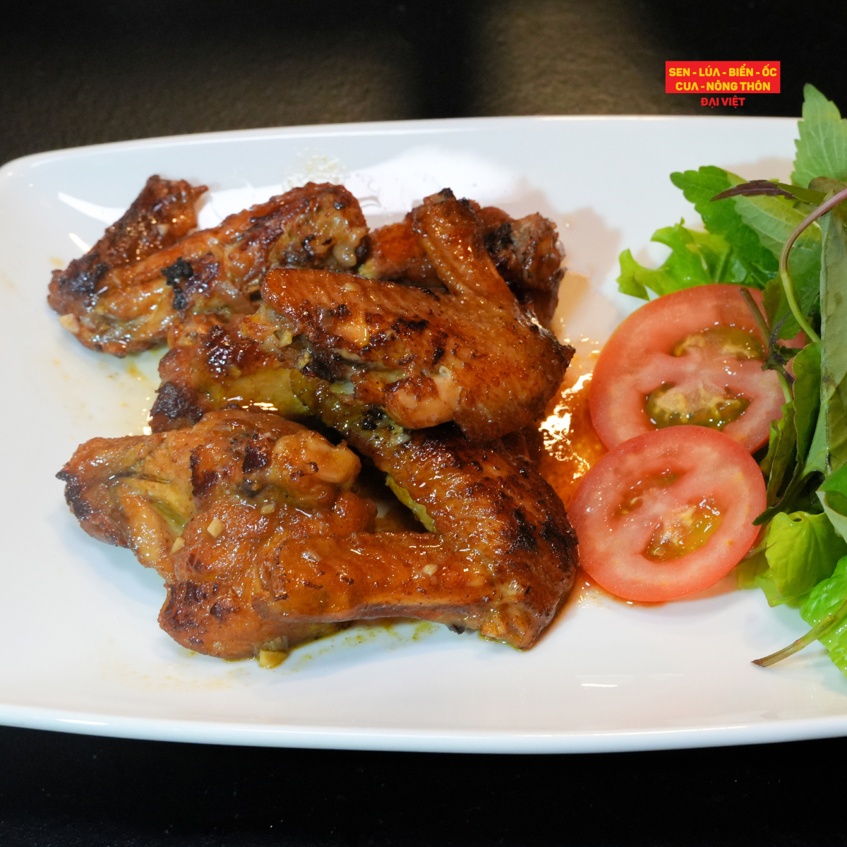 Rotisserie Chicken Wings - Cánh gà rô ti