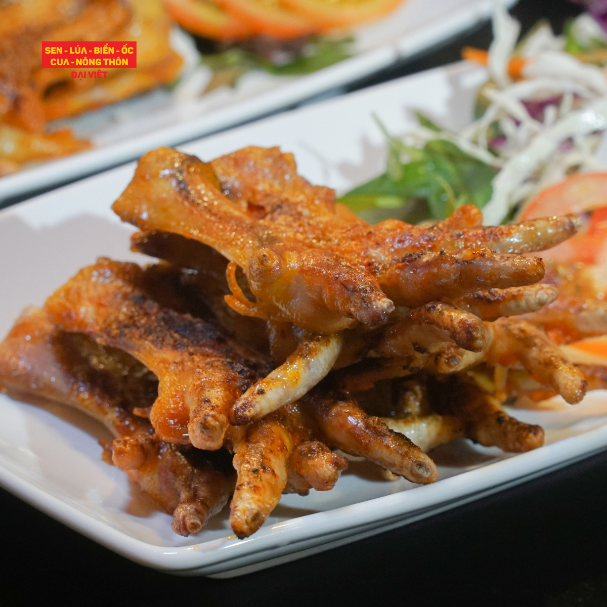 Grilled Chicken Feet With Shacha Sauce (2 Pairs) - Chân Gà Nướng Sa Tế