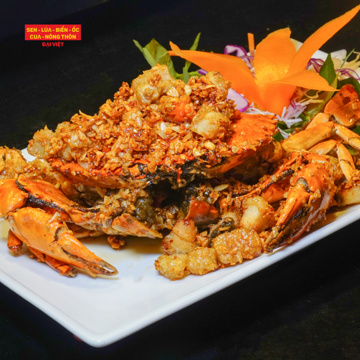 Pan-fried Ca Mau Crab With Garlic & Butter - Cua Cà Mau Cháy Bơ Tỏi (Giá tính theo 1 con 300 gram)