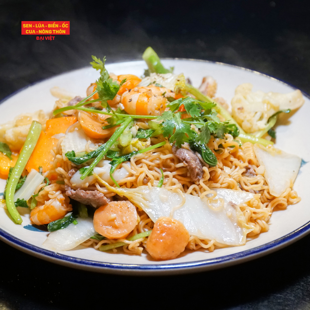  Stir-fried Noodle With Pork And Seafood - Mì Xào Thập Cẩm 