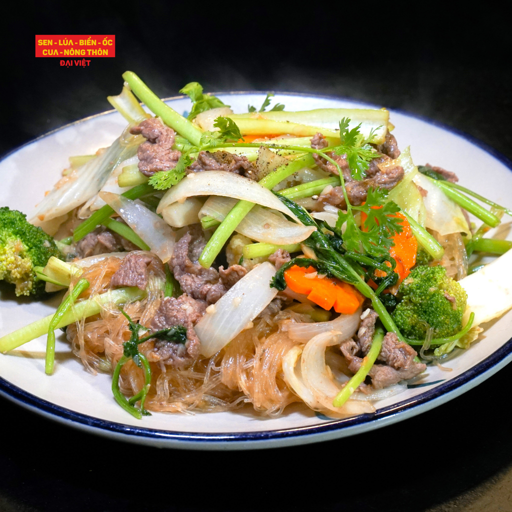 Stir-fried Vermicelli With Beef - Miến Xào Bò