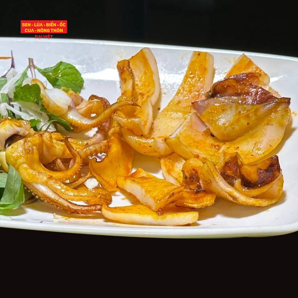 Mực Nửa Nắng Nướng Muối Ớt - Grilled Half Sun Dried Squid With Salt & Chilli
