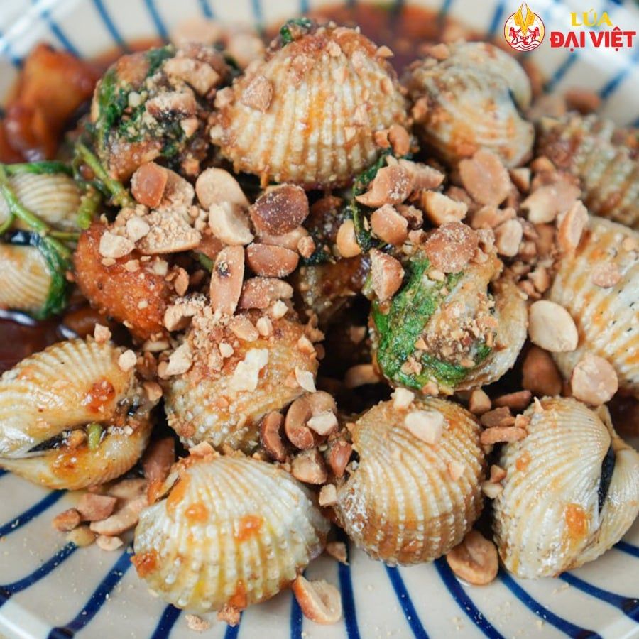 Pan-fried Blood Cockle With Tamarind Sauce - Sò Huyết Rang Me