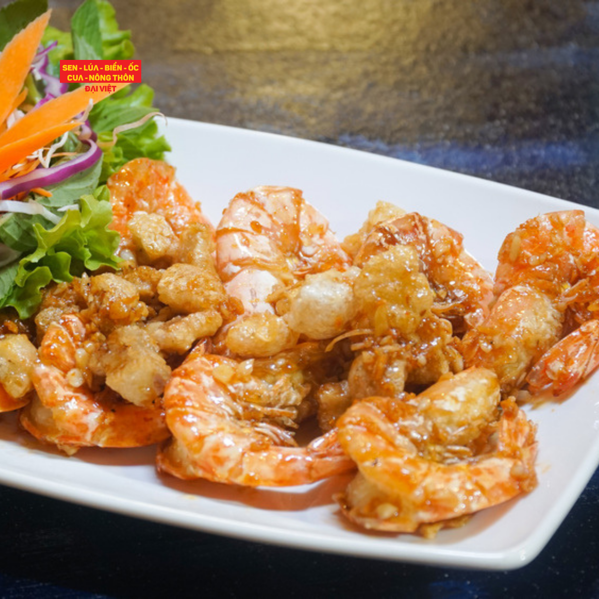 Pan-fried Shrimp With Garlic - Tôm Sú Cháy Tỏi (300 gam)