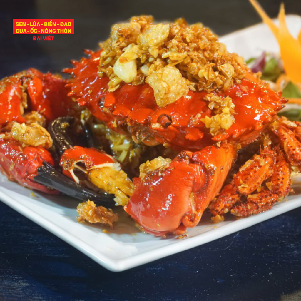 Fried Red Spooner Crab With Garlic Butter - Cua nữ hoàng cháy bơ tỏi (con 700g)