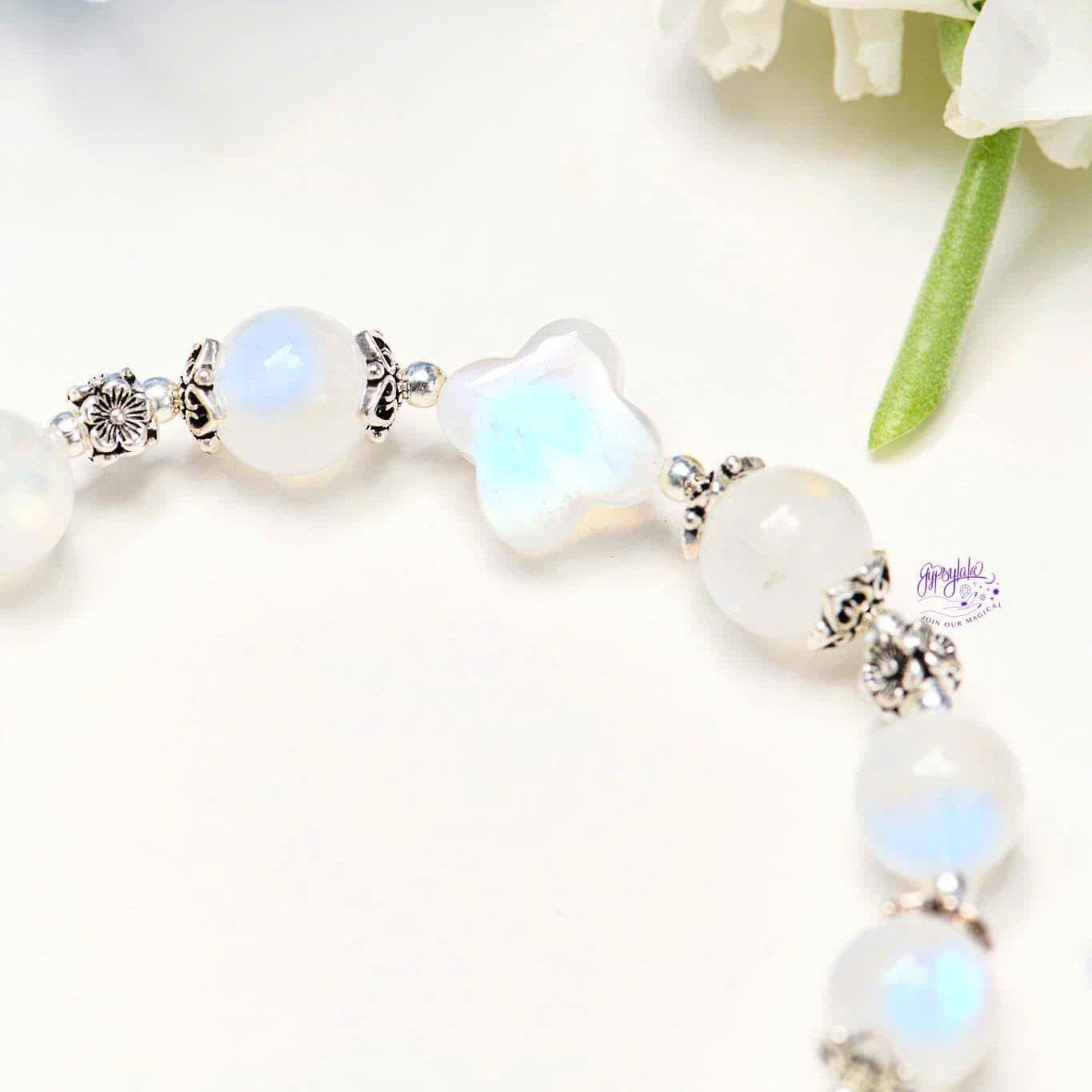 Vòng Tay Thiết Kế Lunar Lovelight Đá Ánh Trăng SP008053 Gypsylala