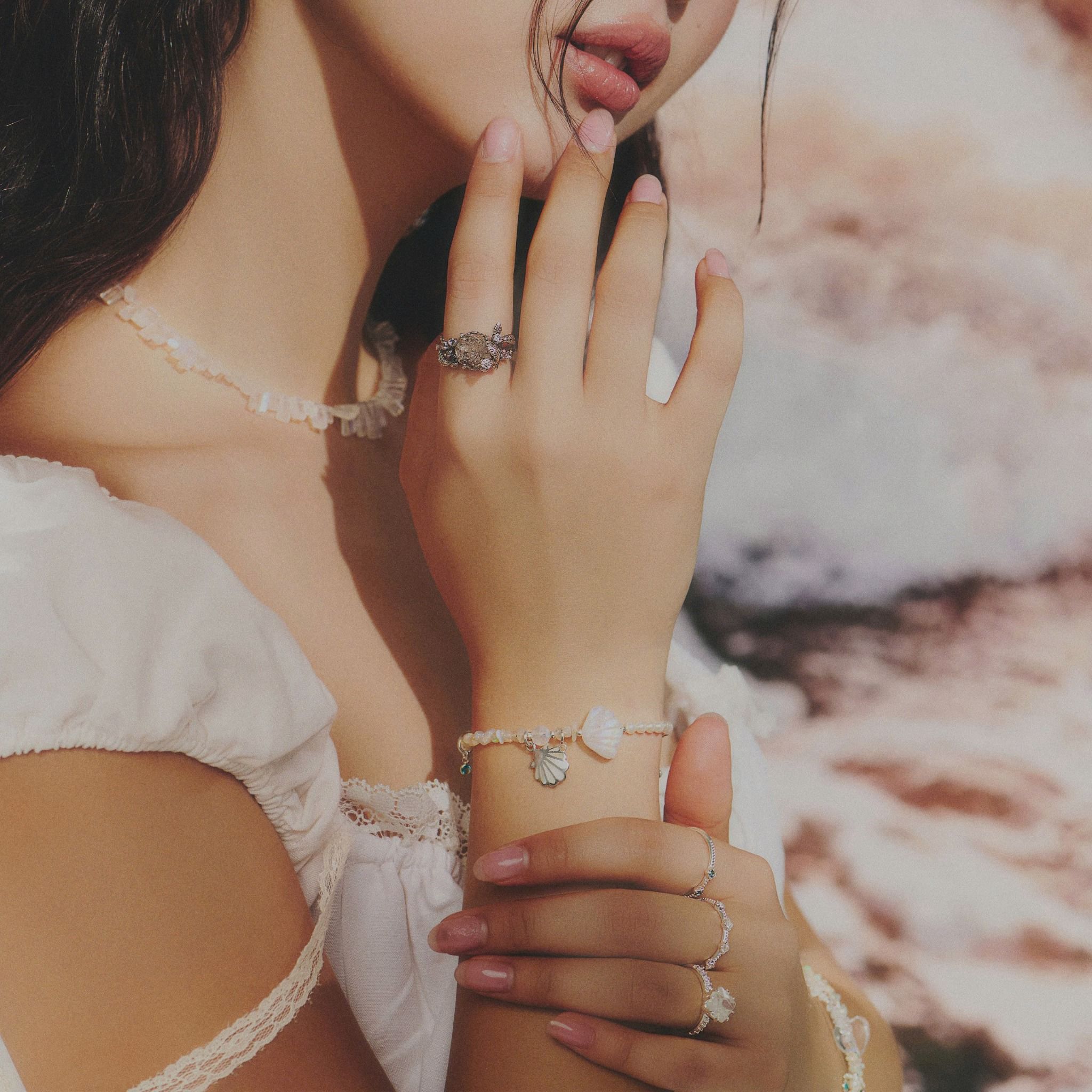 Vòng Tay Thiết Kế Nữ Whispers In The Sell Đá Opal, Ngọc Trai SP008173 Gypsy.lala